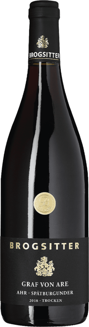 Het label van de wijnfles is zwart met gouden letters en een gouden familiewapen in het midden. Bovenaan staat 'BROGSITTER' in grote, duidelijke letters. Onder het familiewapen staat de naam van de wijn 'GRAF VON ARE' gevolgd door 'AHR SPÄTBURGUNDER'.