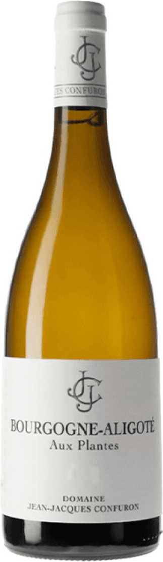 Het label is minimalistisch en wit met zwarte en groene tekst. Er is een monogram van de letters 'J' en 'C' in groen bovenaan het label.