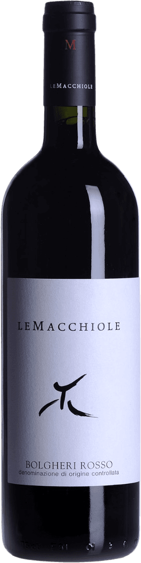 Het label is minimalistisch vormgegeven met een witte achtergrond. In het midden staat een abstract zwart symbool of penseelstreek. De naam 'Le Macchiole' is in strakke, moderne hoofdletters bovenaan weergegeven, terwijl onderaan de naam van de wijn en herkomst in kleinere letters staan. Er zijn verder geen afbeeldingen van dieren, fruit, bloemen of landschappen op het label.