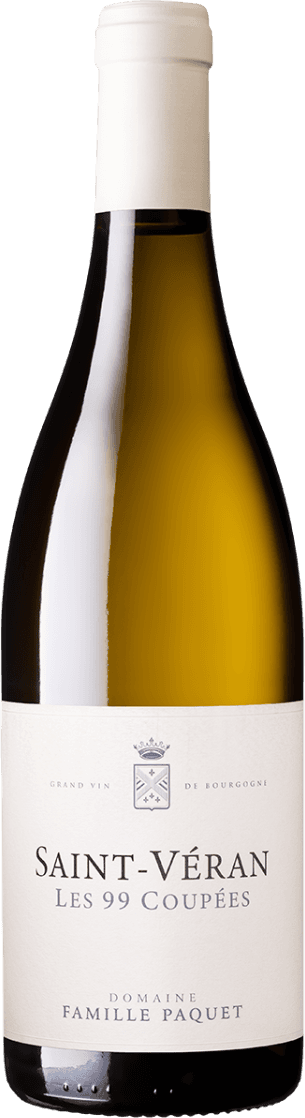 Het label is minimalistisch met een familiewapen centraal bovenaan. Onder het wapen staat de tekst 'Saint-Véran Les 99 Coupées' in grote letters, met daaronder 'Domaine Famille Paquet'.