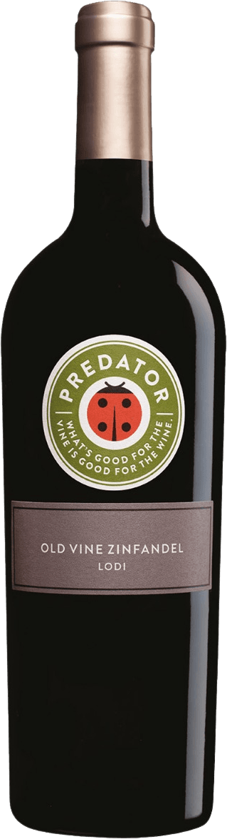 Het label toont een grote afbeelding van een lieveheersbeestje in het midden, omringd door de tekst 'Predator'. Onder het ronde embleem is er een rechthoekig grijs label met de tekst 'Old Vine Zinfandel Lodi'.