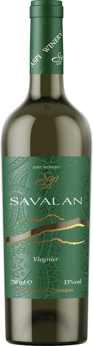 Het label is groen met sierlijke patronen en bevat gouden en witte accenten. Het heeft een moderne en elegante uitstraling met de naam 'Savalan' prominent in het midden.