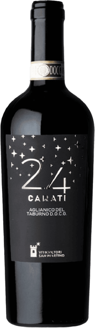Het label is zwart met zilveren sterren en de tekst '24 Carati' in grote letters. Onderaan staat 'Aglianico del Taburno D.O.C.G.' met een klein logo van een toren of gebouw.