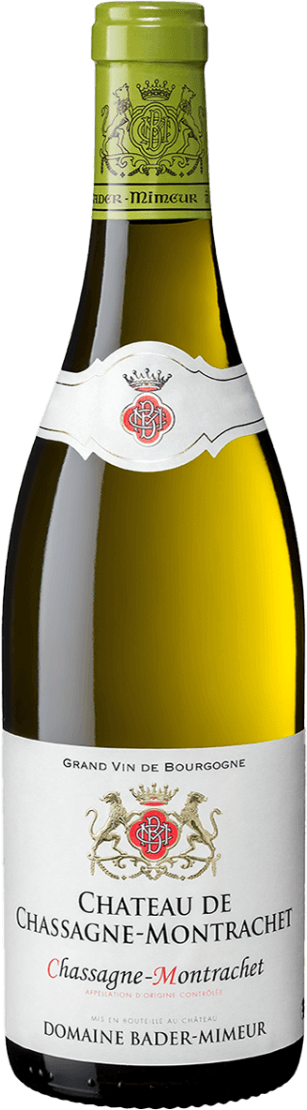 Bader-Mimeur - Chassagne Montrachet AC Château de Chassagne Montrachet 2023 Het label toont een traditioneel ontwerp met een familiewapen centraal, geflankeerd door twee leeuwen. Bovenaan staat een kroon en onder het wapen staat de naam van het château. Het geheel straalt klassieke elegantie uit, typerend voor Bourgondische wijnen.