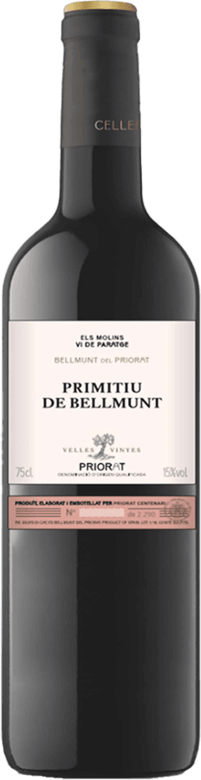 Priorat DOCa Primitiu de Bellmunt 2019 Het label is minimalistisch en bevat voornamelijk tekst. De naam 'PRIMITIU DE BELLMUNT' staat centraal in grote letters. Bovenaan staat 'ELS MOLINS VI DE PARTAGE' en daaronder 'BELLUMNT DEL PRIORAT'. Onderaan het label staat informatie over de wijnstreek, Priorat, en het alcoholpercentage van 15% vol. Er is een klein embleem of symbool aanwezig op het label.