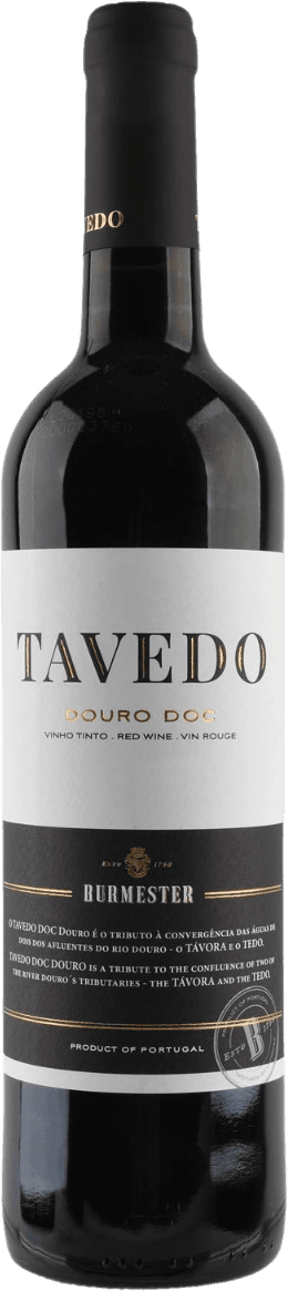 Burmester - Douro DOC Tavedo Het label is verdeeld in twee delen: een bovenste wit gedeelte en een onderste zwart gedeelte. Op het witte deel staat groot de naam 'TAVEDO' in zwarte letters. Daaronder, in kleinere gouden letters, staat 'DOURO DOC'. Onderaan het witte deel staan nog meer details over de wijn in kleine zwarte letters. Het zwarte deel van het label bevat de naam 'BURMESTER' met daarboven een klein familiewapen of logo in goudkleur.