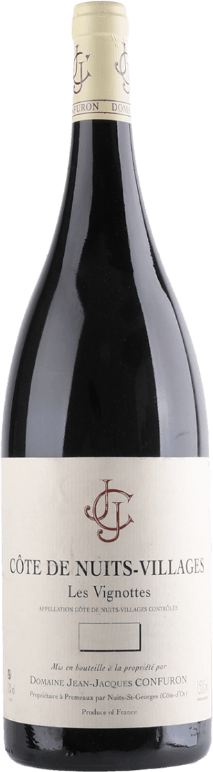 Domaine Jean Jacques Confuron - Côteaux de l'Auxois AC Bourgogne Aligoté Het label is klassiek en minimalistisch vormgegeven. Bovenaan staat een monogram van de letters 'JC' in een sierlijk lettertype. Daaronder staat in grote, eenvoudige letters de naam van de wijn: 'Côte de Nuits-Villages Les Vignottes'. Verder bevat het label vooral tekst, met kleinere details zoals herkomst en producent onderaan. Er zijn geen afbeeldingen of illustraties op het label aanwezig.