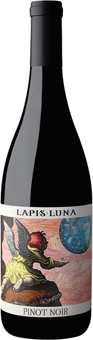 Lapis Luna - North Coast California Pinot Noir Het label toont een afbeelding van een engel met vleugels die naar een grote blauwe bol reikt. De achtergrond heeft roze en rode tinten, wat de afbeelding een artistiek en dromerig gevoel geeft.