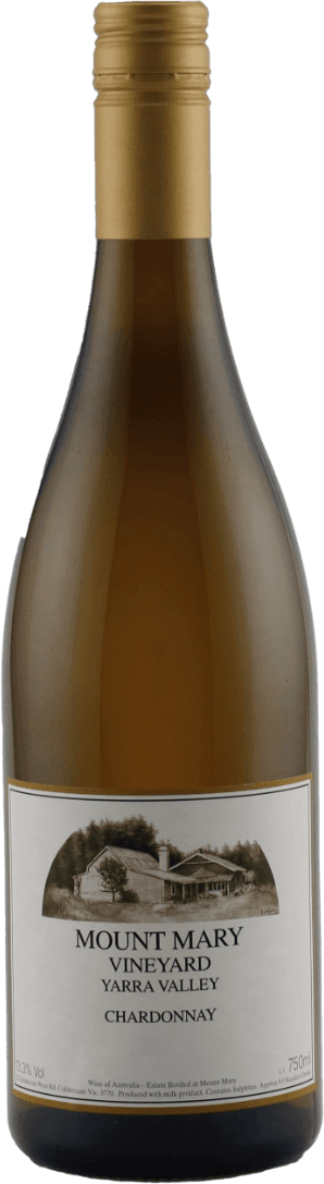 Mount Mary Vineyard - Yarra Valley Chardonnay 2018 Het label toont een gedetailleerde tekening van een gebouw in een natuurlijke omgeving. Onder de tekening staat de tekst 'Mount Mary Vineyard Yarra Valley Chardonnay' in klassieke letters.