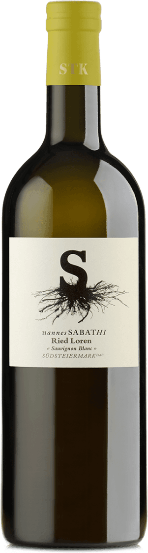 Weingut Hannes Sabathi - Ried Loren, Sauvignon Blanc Het label toont een grote letter 'S' met daaronder een afbeelding van wortels. De tekst vermeldt de naam van de wijn en de regio.