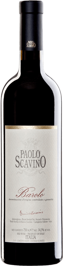 Tenuta Paolo Scavino - Barolo DOCG Het label van de wijnfles heeft een minimalistisch ontwerp. Centraal staat de naam 'Paolo Scavino' in grote, klassieke letters. Daaronder staat 'Barolo' in sierlijke, rode letters geschreven. Het achtergrondkleur van het label is licht met subtiele details die mogelijk een familiewapen of embleem vormen.
