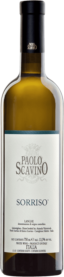 Tenuta Paolo Scavino - Langhe DOC Sorriso 2024 Het label is minimalistisch en traditioneel vormgegeven. Het toont centraal de naam 'Paolo Scavino' in grote letters met daaronder 'SORRISO'. Op de achtergrond is een lichtgrijs familiewapen subtiel zichtbaar. De rest van het label bevat kleine tekst met wijninformatie. Er zijn geen afbeeldingen van dieren, fruit, bloemen of natuur op het label.
