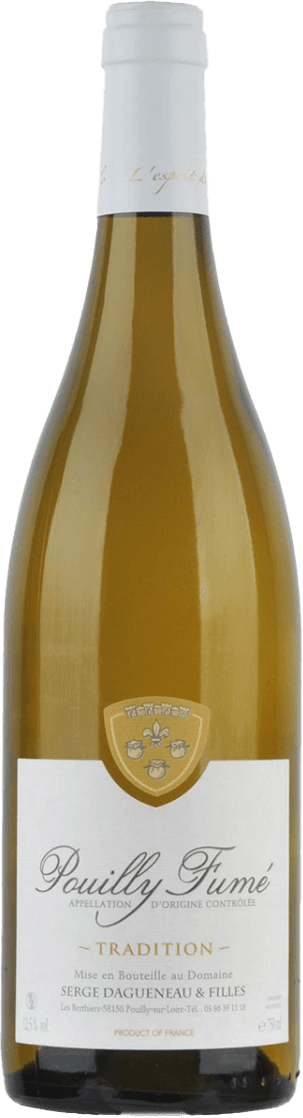 Domaine Serge Dagueneau et Filles - Pouilly Fumé AC Tradition Het label toont de naam 'Pouilly Fumé' met daaronder 'Tradition'. Er is een familiewapen zichtbaar met drie symbolen in het midden van het label.