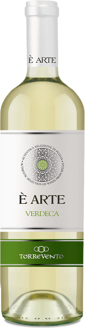 Puglia IGT È Arte Verdeca 2022 Het label van de wijnfles toont een centraal geplaatst embleem met gedetailleerde patronen, omgeven door tekst. Bovenaan staat 'È ARTE' in grote letters, en daaronder 'VERDECA'. Onderaan is er een groene strook met daarop 'TORREVENTO' in witte letters.
